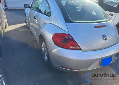 2013 Volkswagen Beetle z USA, uszkodzony, nr VIN 3VWFP7AT0DM636778